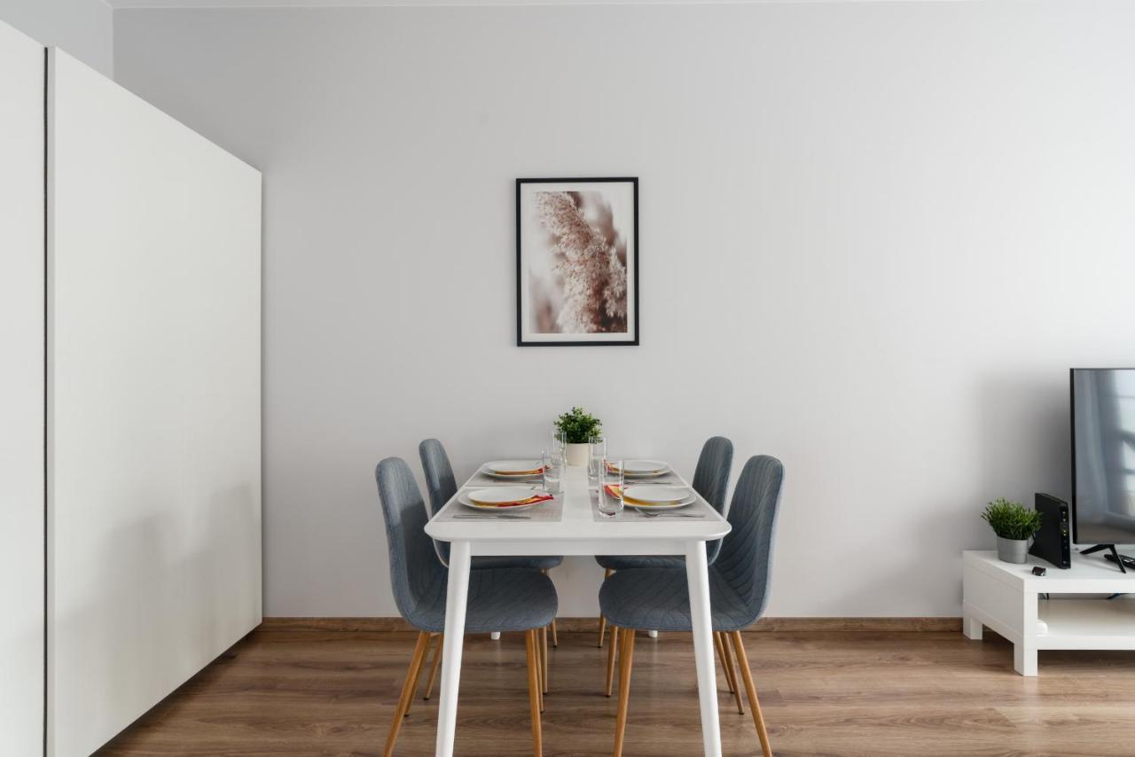 Apartment Lwowska By The Malta By Renters Posen