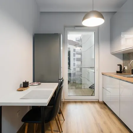 Lwowska Apartment By The Malta Lake Poznan By Noclegi Renters Exterior foto